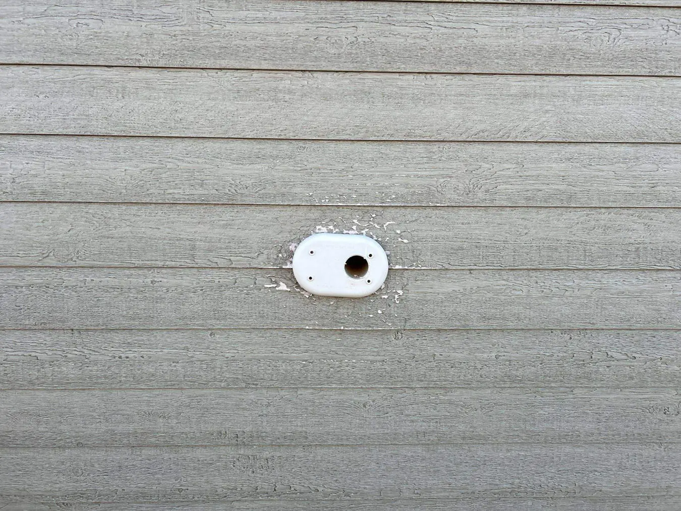 Siding Repair Example Photo 3 - Issue Detail